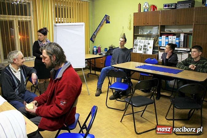 Zdjęcie w galerii na portalu naszraciborz.pl: Warto pomagać innym. Kilka sł&oacute;w o Centrum Wolontariatu w Kuźni Raciborskiej wiadomości z regionu