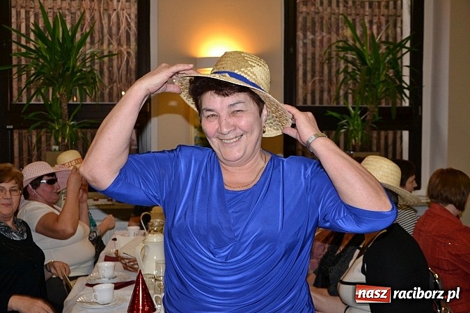 Zdjęcie w galerii na portalu naszraciborz.pl: Babski comber w Tworkowie wiadomości z regionu