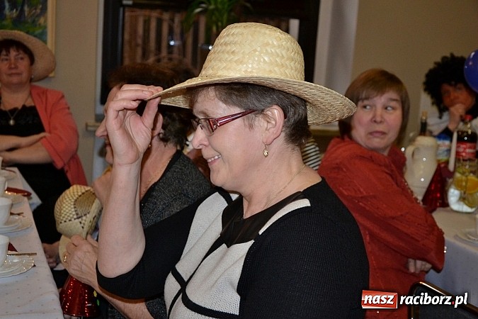 Zdjęcie w galerii na portalu naszraciborz.pl: Babski comber w Tworkowie wiadomości z regionu