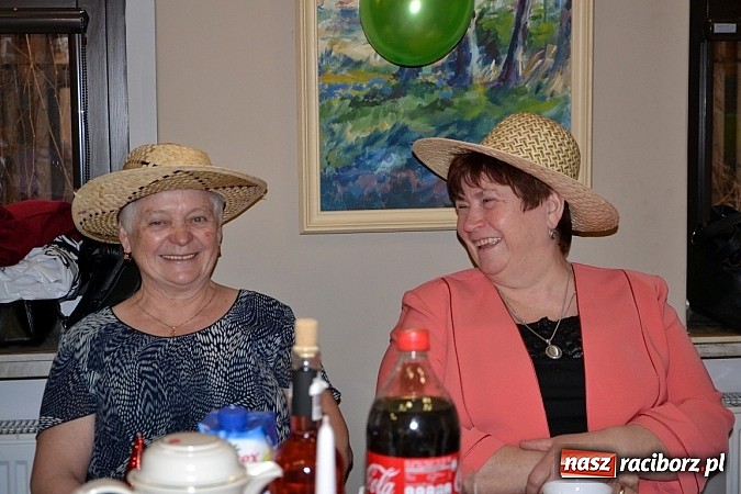 Zdjęcie w galerii na portalu naszraciborz.pl: Babski comber w Tworkowie wiadomości z regionu