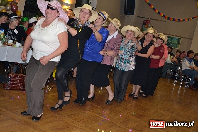 Zdjęcie w galerii na portalu naszraciborz.pl: Babski comber w Tworkowie wiadomości z regionu