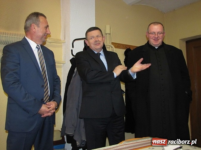 Zdjęcie w galerii na portalu naszraciborz.pl: Na spotkanie ze starostą i dyrektorem szpitala nikt nie przyszedł wiadomości z regionu