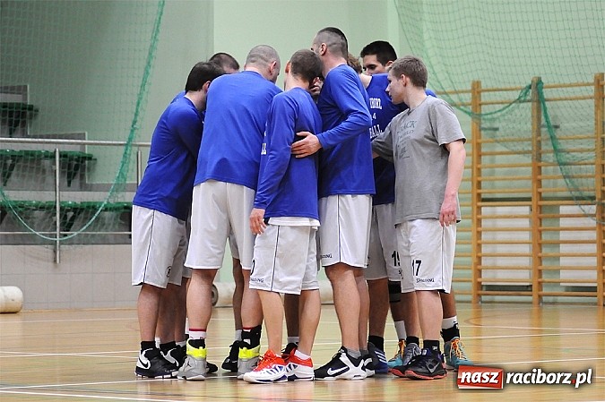 Zdjęcie w galerii na portalu naszraciborz.pl: Koszykówka: Wysoka przegrana Ofensywy wiadomości z regionu
