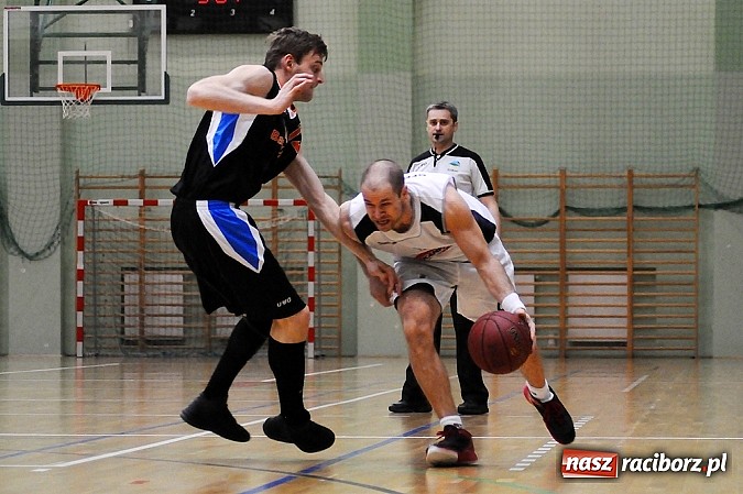Zdjęcie w galerii na portalu naszraciborz.pl: Koszykówka: Wysoka przegrana Ofensywy wiadomości z regionu