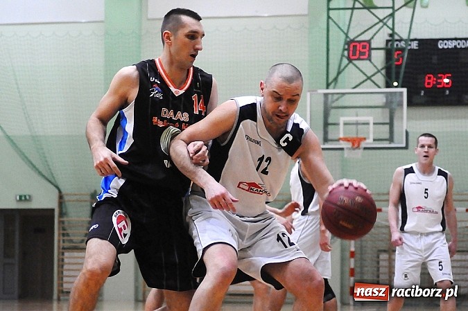 Zdjęcie w galerii na portalu naszraciborz.pl: Koszykówka: Wysoka przegrana Ofensywy wiadomości z regionu