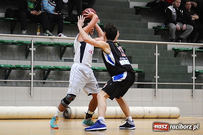Zdjęcie w galerii na portalu naszraciborz.pl: Koszykówka: Wysoka przegrana Ofensywy wiadomości z regionu