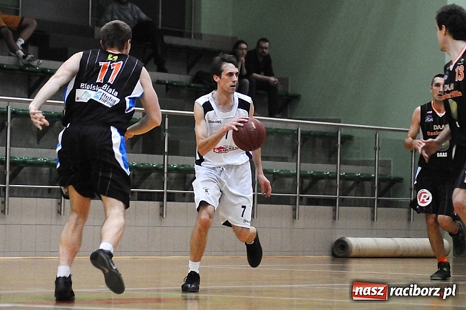 Zdjęcie w galerii na portalu naszraciborz.pl: Koszykówka: Wysoka przegrana Ofensywy wiadomości z regionu
