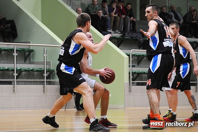 Zdjęcie w galerii na portalu naszraciborz.pl: Koszykówka: Wysoka przegrana Ofensywy wiadomości z regionu