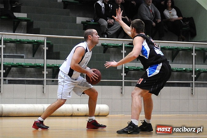 Zdjęcie w galerii na portalu naszraciborz.pl: Koszykówka: Wysoka przegrana Ofensywy wiadomości z regionu