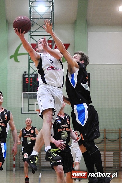 Zdjęcie w galerii na portalu naszraciborz.pl: Koszykówka: Wysoka przegrana Ofensywy wiadomości z regionu