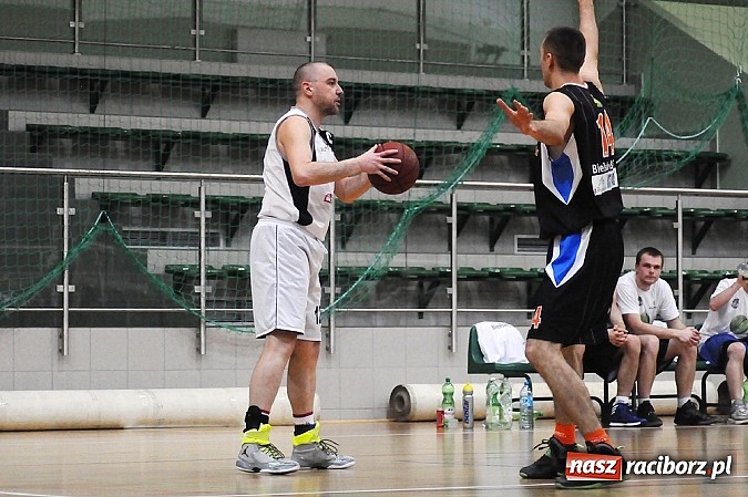 Zdjęcie w galerii na portalu naszraciborz.pl: Koszykówka: Wysoka przegrana Ofensywy wiadomości z regionu