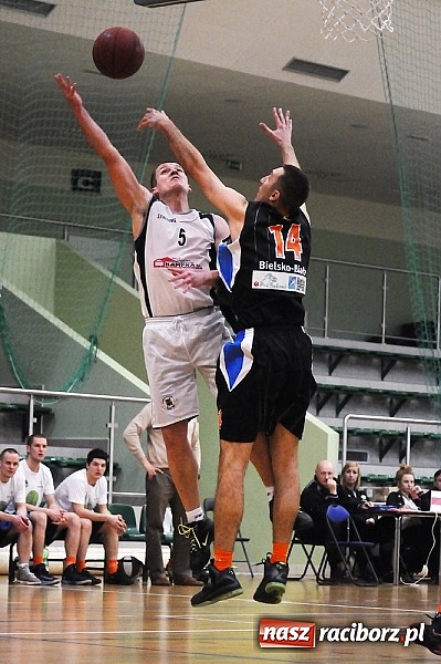Zdjęcie w galerii na portalu naszraciborz.pl: Koszykówka: Wysoka przegrana Ofensywy wiadomości z regionu