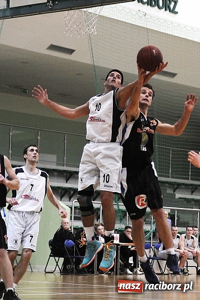 Zdjęcie w galerii na portalu naszraciborz.pl: Koszykówka: Wysoka przegrana Ofensywy wiadomości z regionu