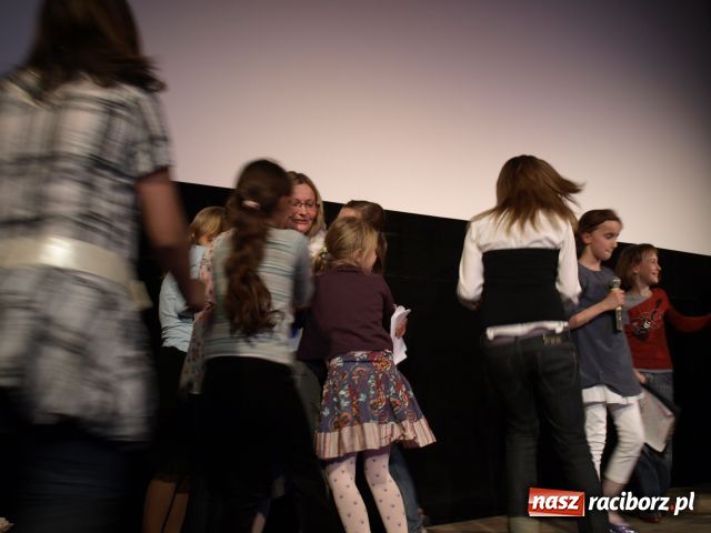 Zdjęcie w galerii na portalu naszraciborz.pl: U progu tajemnicy - premiera wiadomości z regionu