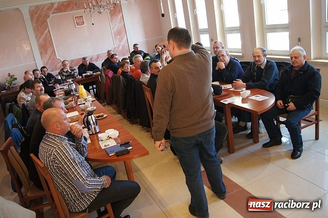 Zdjęcie w galerii na portalu naszraciborz.pl: O stosowaniu środków ochrony roślin w Nędzy wiadomości z regionu