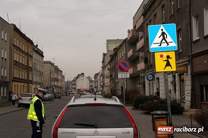 Zdjęcie w galerii na portalu naszraciborz.pl: Po raz kolejny skontrolowali pieszych wiadomości z regionu