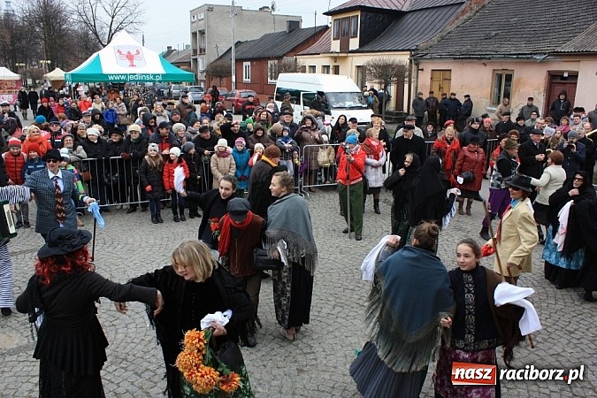 Zdjęcie w galerii na portalu naszraciborz.pl: Ch&oacute;r Cecylia na Kusakach w Jedlińsku koło Radomia wiadomości z regionu