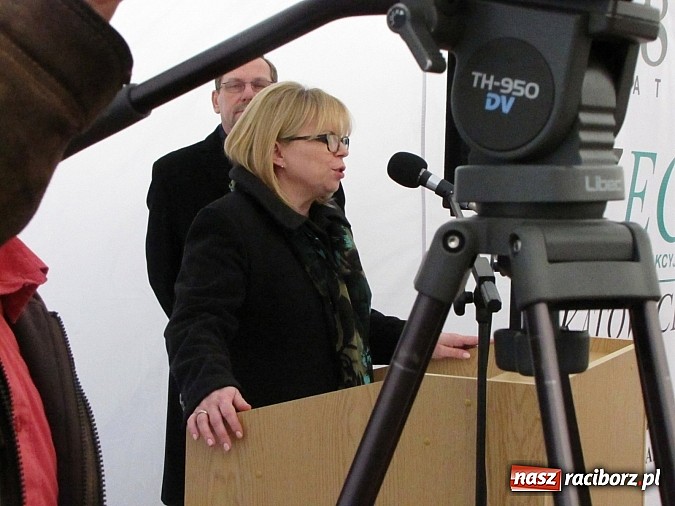 Zdjęcie w galerii na portalu naszraciborz.pl: Silniki gazowe ruszyły w Rudzie Śląskiej wiadomości z regionu