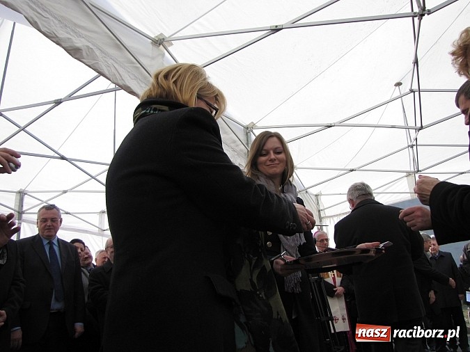 Zdjęcie w galerii na portalu naszraciborz.pl: Silniki gazowe ruszyły w Rudzie Śląskiej wiadomości z regionu