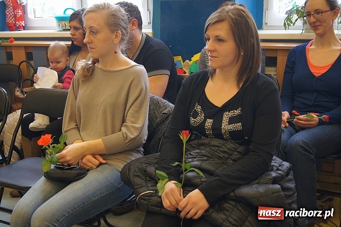 Zdjęcie w galerii na portalu naszraciborz.pl: Rodzice przyjrzeli się pracy przedszkola w Górkach Śl. wiadomości z regionu