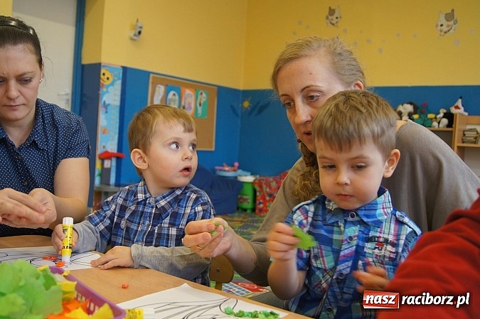 Zdjęcie w galerii na portalu naszraciborz.pl: Rodzice przyjrzeli się pracy przedszkola w Górkach Śl. wiadomości z regionu