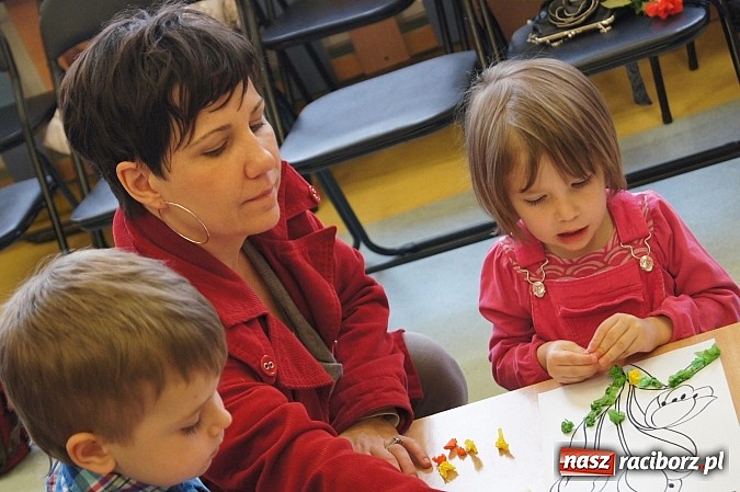 Zdjęcie w galerii na portalu naszraciborz.pl: Rodzice przyjrzeli się pracy przedszkola w Górkach Śl. wiadomości z regionu