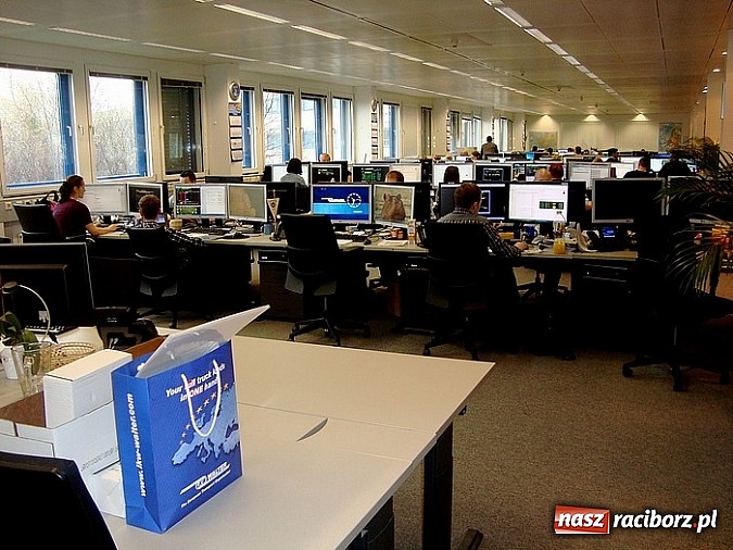 Zdjęcie w galerii na portalu naszraciborz.pl: Wizyta uczniów Ekonomika w austriackiej firmie wiadomości z regionu