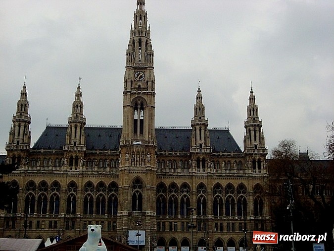 Zdjęcie w galerii na portalu naszraciborz.pl: Wizyta uczniów Ekonomika w austriackiej firmie wiadomości z regionu