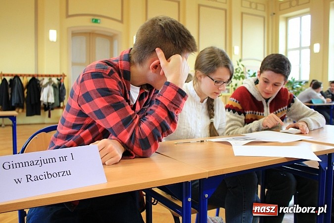 Zdjęcie w galerii na portalu naszraciborz.pl: Młody konsument kupuje z głową! wiadomości z regionu