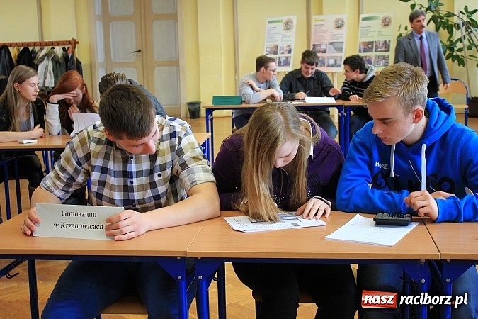 Zdjęcie w galerii na portalu naszraciborz.pl: Młody konsument kupuje z głową! wiadomości z regionu