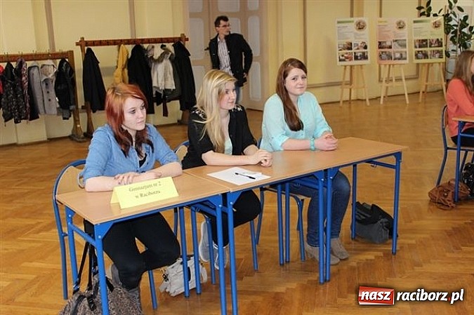 Zdjęcie w galerii na portalu naszraciborz.pl: Młody konsument kupuje z głową! wiadomości z regionu