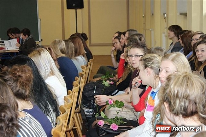 Zdjęcie w galerii na portalu naszraciborz.pl: Młody konsument kupuje z głową! wiadomości z regionu