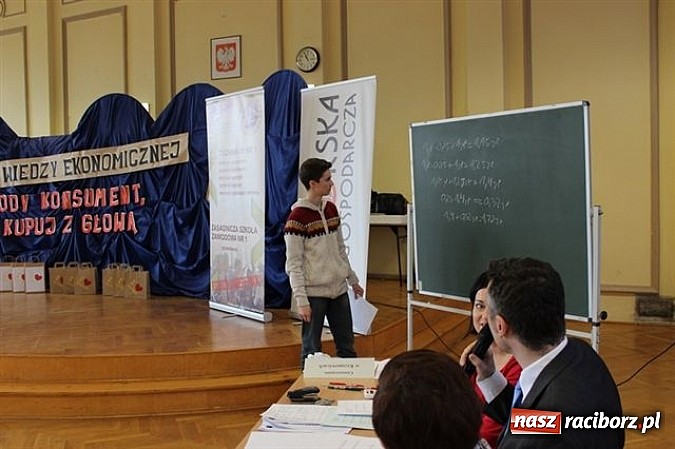 Zdjęcie w galerii na portalu naszraciborz.pl: Młody konsument kupuje z głową! wiadomości z regionu