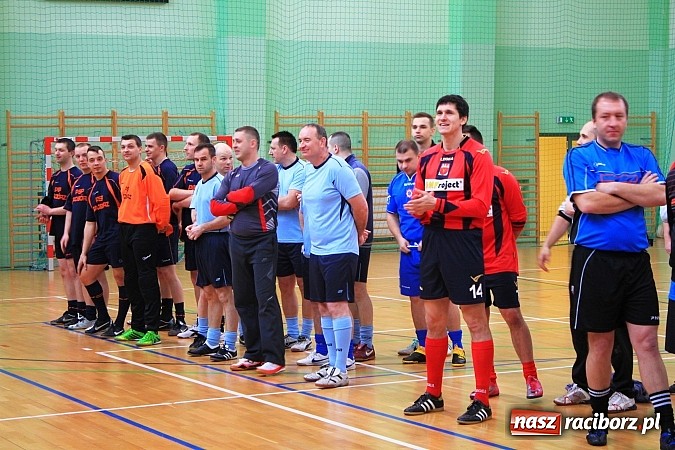 Zdjęcie w galerii na portalu naszraciborz.pl: Puchar Komendanta Powiatowego Policji w Raciborzu dla zespołu firmy Winiarski wiadomości z regionu