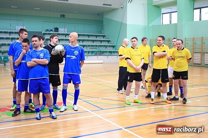 Zdjęcie w galerii na portalu naszraciborz.pl: Puchar Komendanta Powiatowego Policji w Raciborzu dla zespołu firmy Winiarski wiadomości z regionu