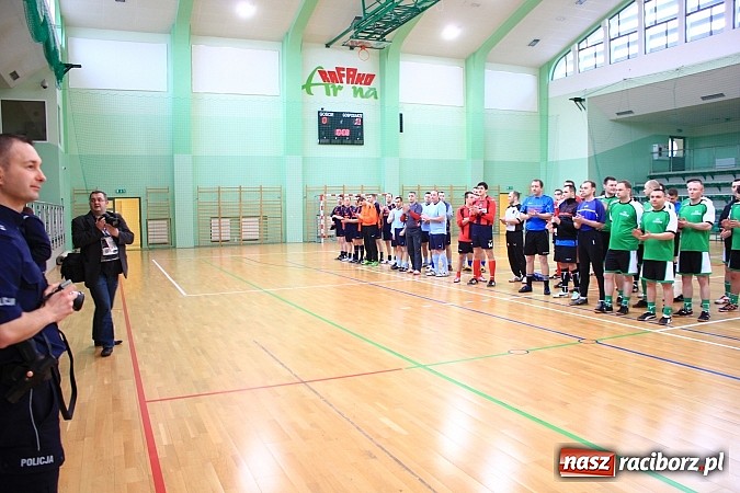 Zdjęcie w galerii na portalu naszraciborz.pl: Puchar Komendanta Powiatowego Policji w Raciborzu dla zespołu firmy Winiarski wiadomości z regionu