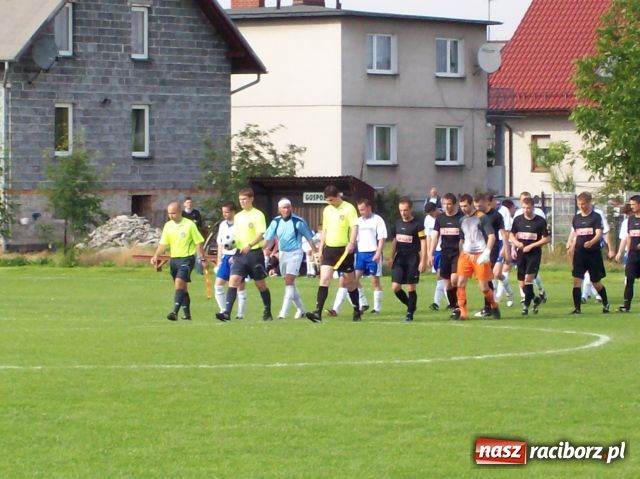 Zdjęcie w galerii na portalu naszraciborz.pl: Płomień zgasił Krzyżanowice wiadomości z regionu