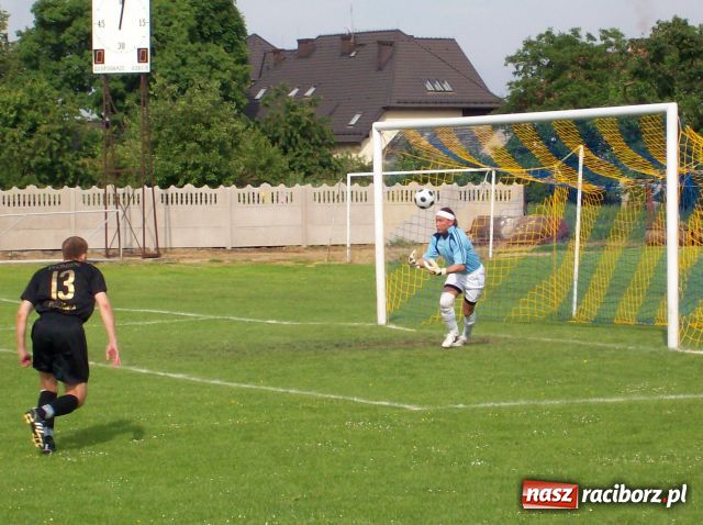 Zdjęcie w galerii na portalu naszraciborz.pl: Płomień zgasił Krzyżanowice wiadomości z regionu