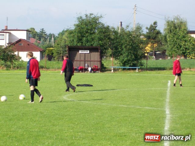 Zdjęcie w galerii na portalu naszraciborz.pl: Płomień zgasił Krzyżanowice wiadomości z regionu