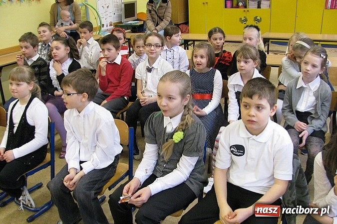 Zdjęcie w galerii na portalu naszraciborz.pl: Przyroda w poezji - konkurs w SP 15 wiadomości z regionu