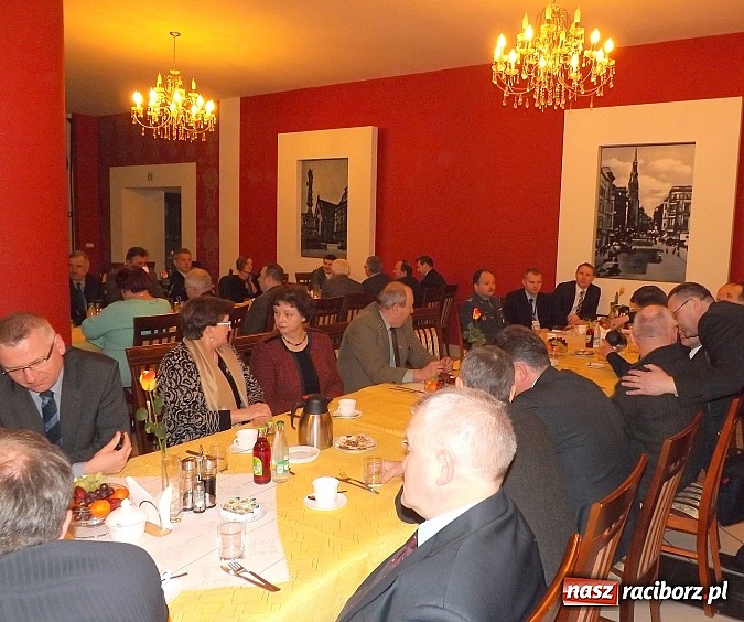 Zdjęcie w galerii na portalu naszraciborz.pl: Dzień obrony cywilnej w Raciborzu z podsumowaniem sytuacji kryzysowych wiadomości z regionu