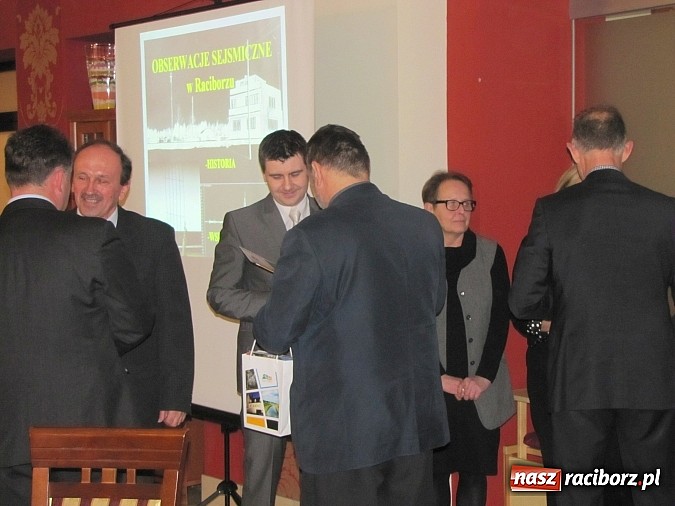 Zdjęcie w galerii na portalu naszraciborz.pl: Dzień obrony cywilnej w Raciborzu z podsumowaniem sytuacji kryzysowych wiadomości z regionu