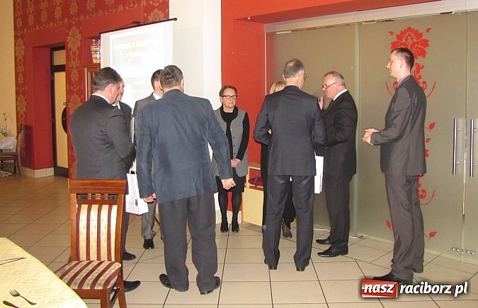 Zdjęcie w galerii na portalu naszraciborz.pl: Dzień obrony cywilnej w Raciborzu z podsumowaniem sytuacji kryzysowych wiadomości z regionu