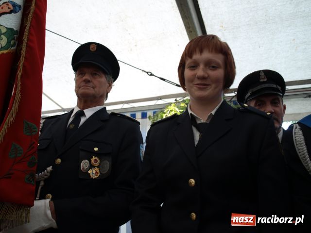 Zdjęcie w galerii na portalu naszraciborz.pl: Strażacka parada w Pietraszynie wiadomości z regionu