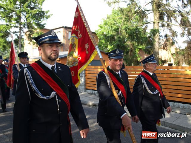 Zdjęcie w galerii na portalu naszraciborz.pl: Strażacka parada w Pietraszynie wiadomości z regionu