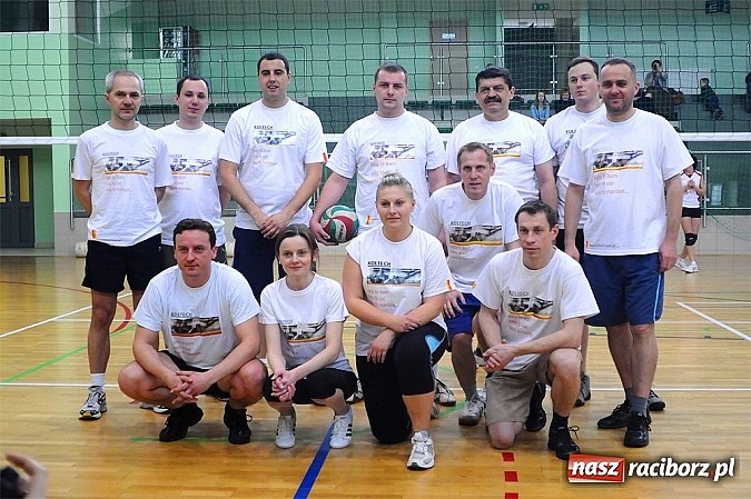 Zdjęcie w galerii na portalu naszraciborz.pl: Zakłady pracy walczą o puchar prezydenta wiadomości z regionu