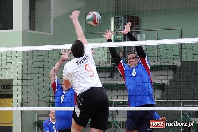 Zdjęcie w galerii na portalu naszraciborz.pl: Zakłady pracy walczą o puchar prezydenta wiadomości z regionu