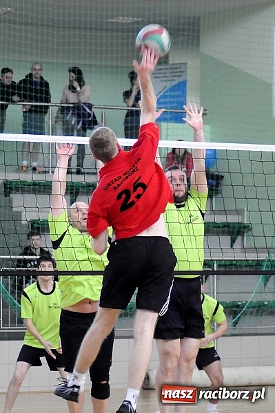 Zdjęcie w galerii na portalu naszraciborz.pl: Zakłady pracy walczą o puchar prezydenta wiadomości z regionu