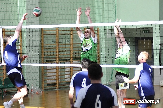 Zdjęcie w galerii na portalu naszraciborz.pl: Zakłady pracy walczą o puchar prezydenta wiadomości z regionu