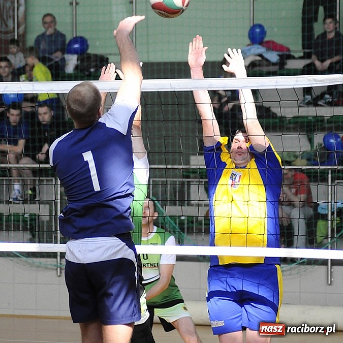 Zdjęcie w galerii na portalu naszraciborz.pl: Zakłady pracy walczą o puchar prezydenta wiadomości z regionu